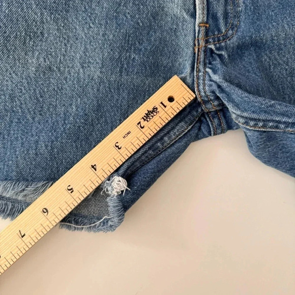 Vintage 90s Levi’s 501 Cut Off Jean Shorts Tag size 30 - Picture 9 of 11